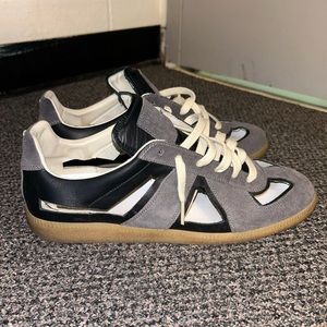 Maison Margiela Men Replica Cut-Out Sneaker EU44, US 11